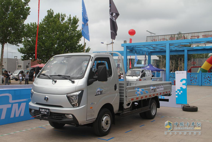 第四屆比賽用車--飛碟締途GX國(guó)六汽油版