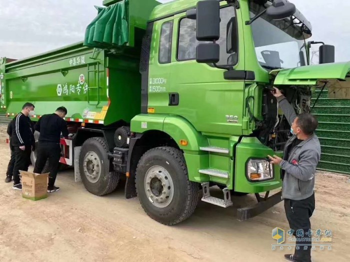 陜汽將組織服務(wù)商主動(dòng)上門車輛檢修、維護(hù)、保養(yǎng)等客戶專項(xiàng)服務(wù)保障