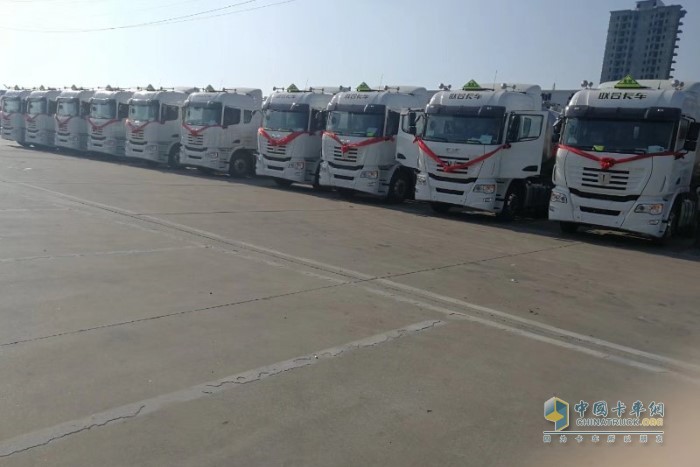 聯(lián)合卡車?；愤\輸車