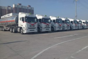 ?；愤\輸一路順風(fēng) 吳總為聯(lián)合卡車打CALL