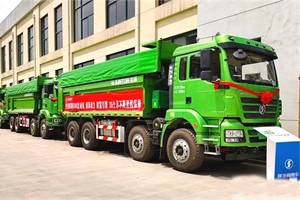 陜汽軒德康明斯渣土車擎動(dòng)浙江市場(chǎng)， 現(xiàn)場(chǎng)交車25臺(tái)再簽116臺(tái)！