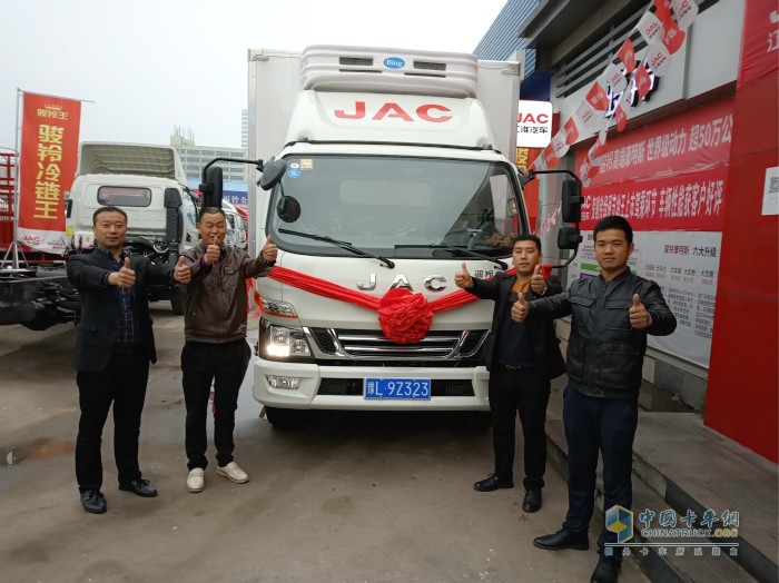 為駿鈴冷藏車點贊