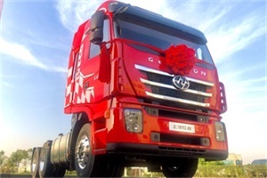 65萬卡友在線觀看！47秒搶走66臺車！上汽紅巖這場直播“豪橫”！