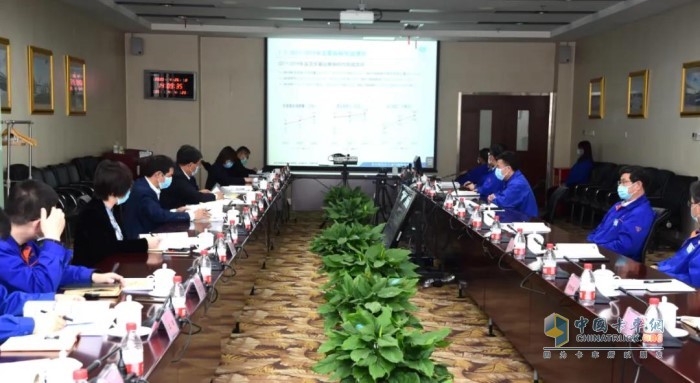 陜西省委組織部、省國資委第十六考核組對法士特集團2019年度及2017-2019年任期目標任務完成情況進行綜合考核