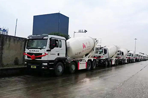 歸來仍是王者 重汽汕德卡G5攪拌車助力溫州大建設(shè)