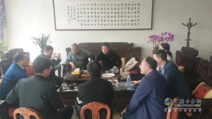 陜汽重卡日照頭部客戶(hù)走訪(fǎng)活動(dòng)
