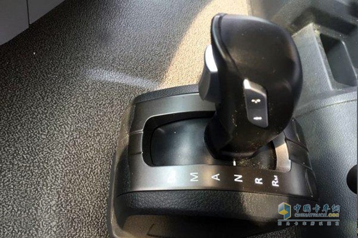 ZF TraXon自動變速箱