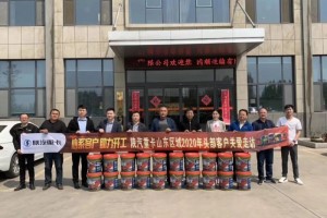 貼心服務(wù)促交付  陜汽重卡頭部客戶勤維護(hù)