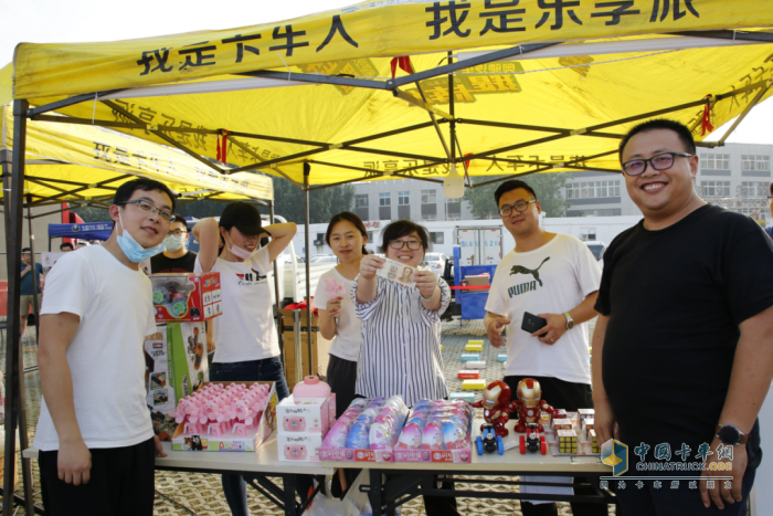 趣味套圈，歡樂(lè)無(wú)限