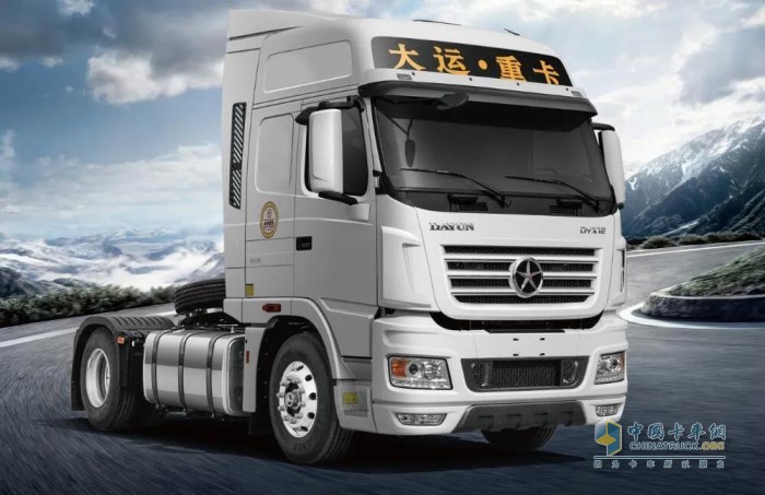 大運(yùn)N9H 4×2牽引車(chē)全新導(dǎo)流罩