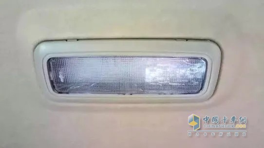 德龍L3000載貨車