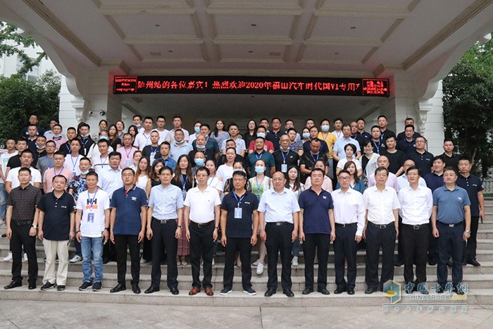 品質(zhì)擔(dān)當(dāng)共享共贏，時(shí)代汽車以國六為契機(jī)，做行業(yè)內(nèi)最專業(yè)的專用車底盤供應(yīng)商