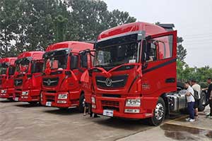可靠的車交給可靠的用戶  5臺(tái)國(guó)六600馬力東風(fēng)天龍旗艦交付洛陽(yáng)FS物流