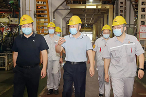高溫檢修第1天，楊青在東風(fēng)商用車4家工廠強(qiáng)調(diào)了這件事