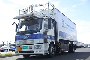 一汽解放新能源食品車正式投放北京大興機(jī)場，創(chuàng)行業(yè)首次，為航空食品保鮮
