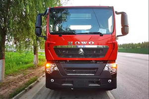 “平頭哥”-豪沃TX7牽引車，短途運(yùn)輸首選！