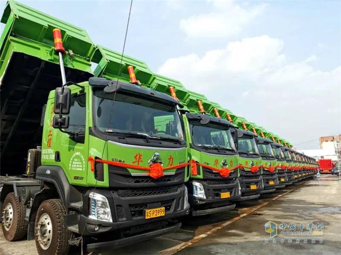 玉柴YC6L配套乘龍渣土車交付東莞客戶