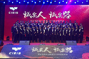 河北誠(chéng)實(shí)：因地制宜 用解放卡車把“硬骨頭”變“蛋糕”