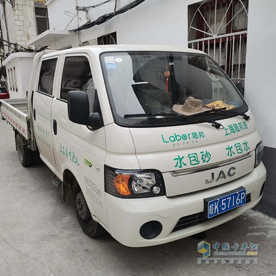江淮轎卡載貨車(chē)