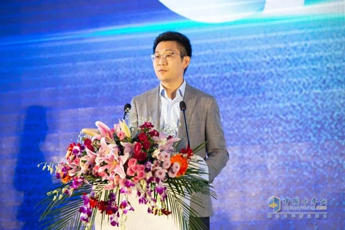 中物聯(lián)危化品物流分會秘書長、中國物流信息中心副主任劉宇航致辭