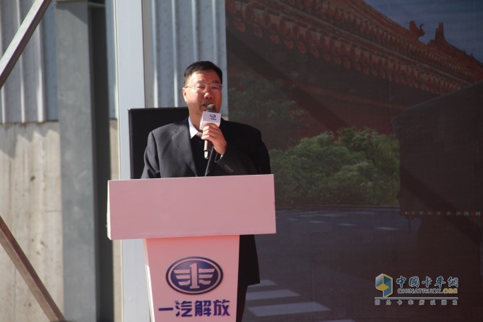 北京市政路橋建材集團(tuán)黨委書記、董事長劉振成先生