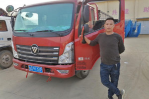 半年回本 綠通老司機(jī)表示領(lǐng)航輕卡“開著就是順手”