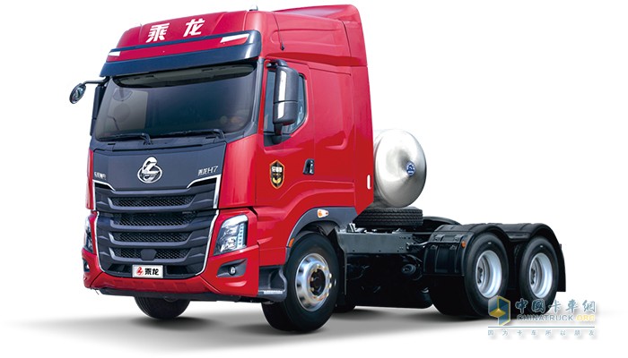 乘龍H7 LNG輕奢版牽引車(chē)