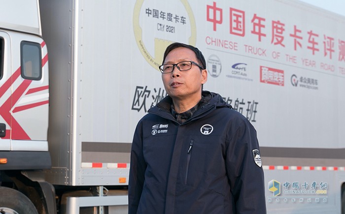2021中國年度卡車評委會專家評委、《商用汽車》雜志總編輯肖獻法