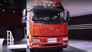 【廣州車展】平地板設(shè)計(jì) 一汽解放J6L領(lǐng)航版2.0載貨車再次定義了中國(guó)高端中卡