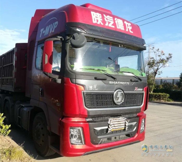 張師傅的愛(ài)車德龍X5000