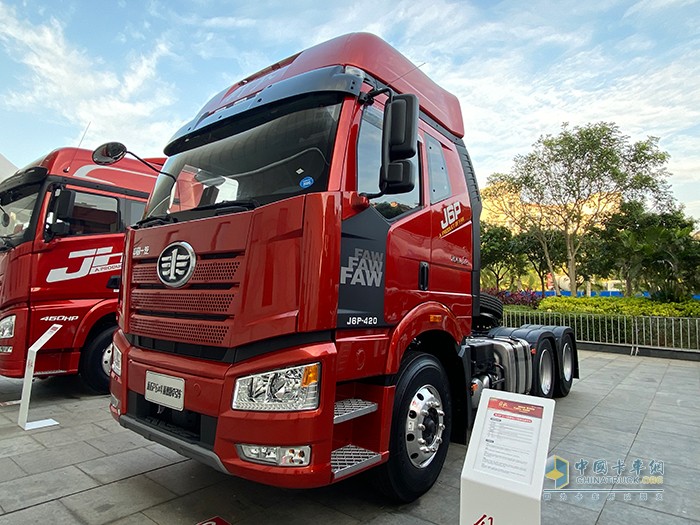 新J6P 6×4 智惠版2.0?；愤\輸車