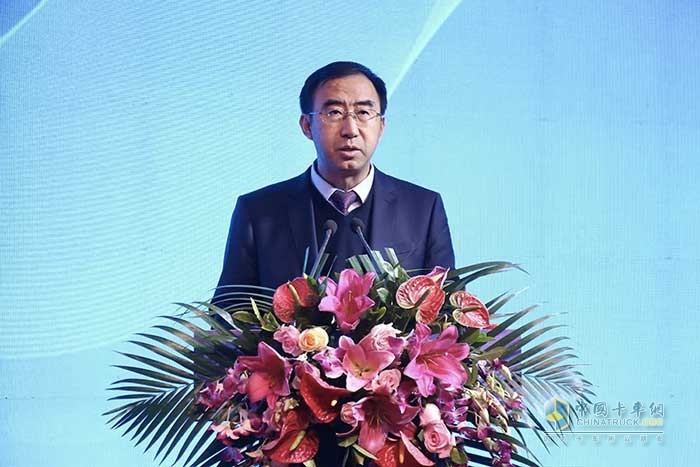 北奔重汽黨委書記、董事長范志平，總經(jīng)理、黨委副書記郭平曉