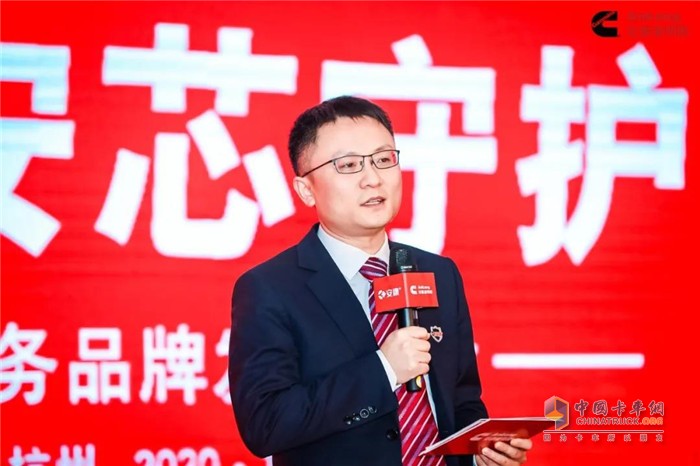 江淮輕型商用車(chē)服務(wù)備件公司副總經(jīng)理劉潔浩