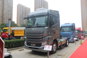 大馬力、輕量化、長續(xù)航 這款格爾發(fā)K7LNG牽引車底盤配置真香