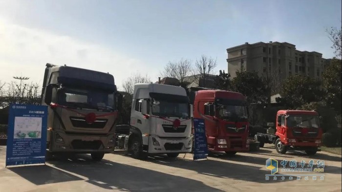 東風(fēng)商用車(chē) 東風(fēng)天龍KX 載貨車(chē)