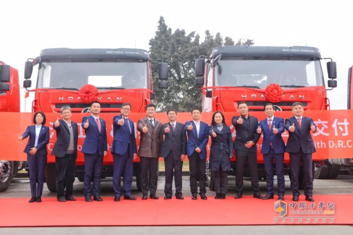 上汽紅巖 牽引車 自卸車