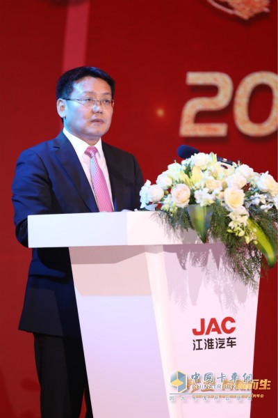 江汽集團公司副總經(jīng)濟師、江淮輕型商用車營銷公司總經(jīng)理 張先華