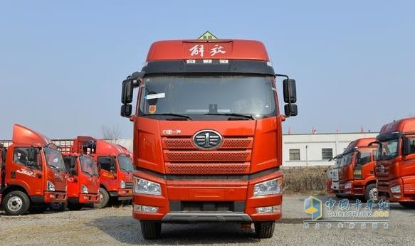 解放J6P牽引車衡水市火熱促銷中 讓利高達1萬