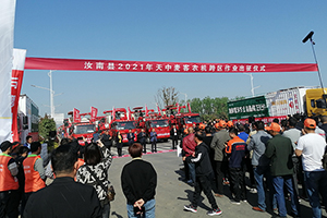 又是一年豐收時 江淮輕卡助力“天中麥客”農(nóng)機跨區(qū)作業(yè)