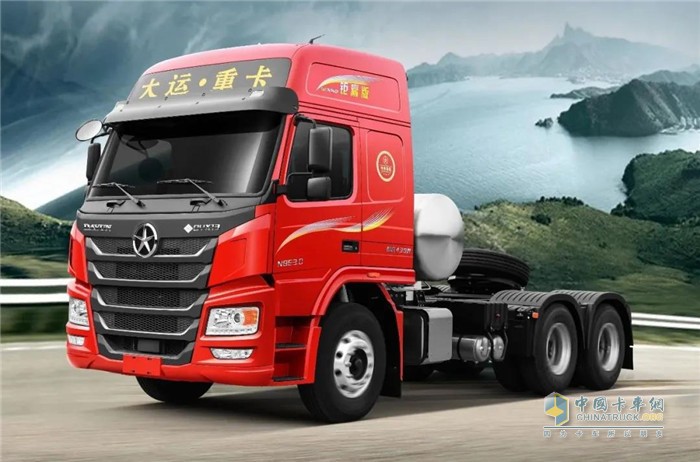 大運重卡  燃氣牽引車