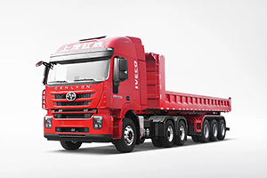 遇到上汽紅巖杰獅M500牽引車，壓力再大也會“想開”