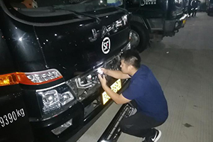主動(dòng)上門(mén)排查隱患 江淮輕卡保障客戶(hù)用車(chē)無(wú)憂(yōu)