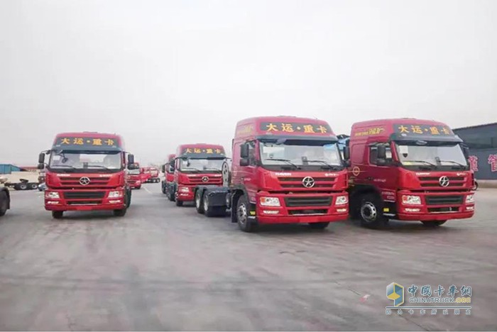 大運(yùn)重卡,牽引車(chē)