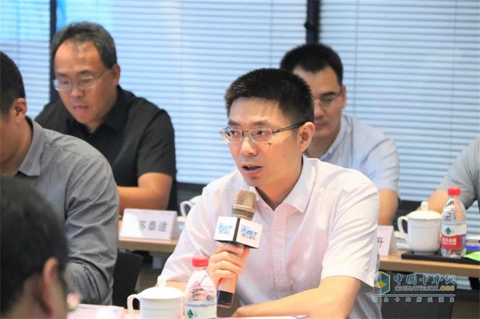 海螺水泥股份總經理助理、董事會秘書、海慧公司董事長虞水