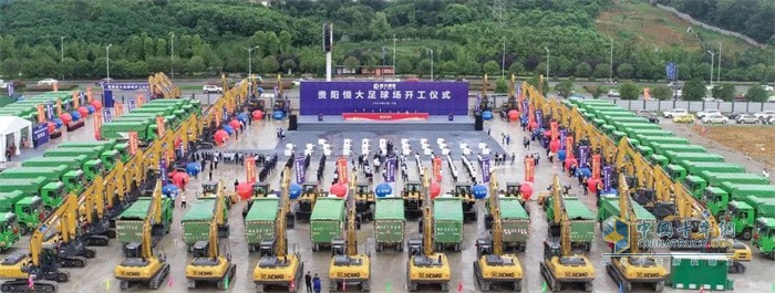 徐工汽車(chē)   自卸車(chē)