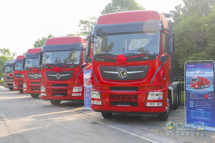 東風(fēng)商用車,國六,旗艦520,牽引車