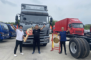 兩次創(chuàng)業(yè)，三次購買江淮汽車，70后姜老板喜提德沃斯，終圓創(chuàng)業(yè)夢