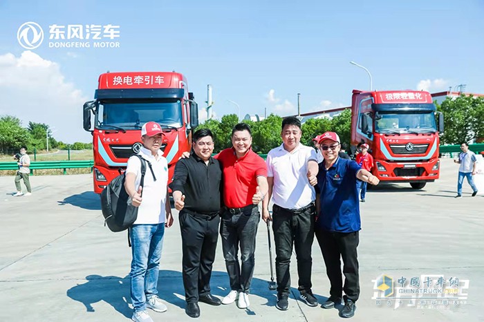 東風(fēng)商用車(chē),綠色智慧物流，新能源重卡