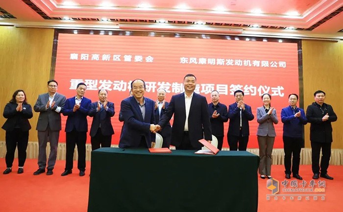 東風(fēng)康明斯,發(fā)動(dòng)機(jī)
