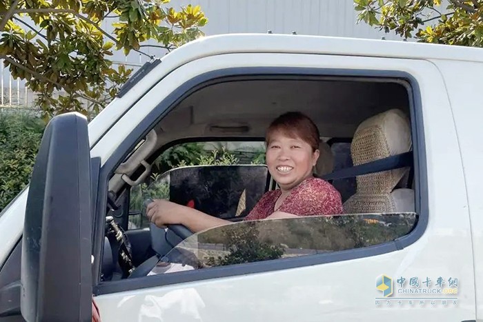飛碟汽車(chē) 飛碟W5 有溫度的故事